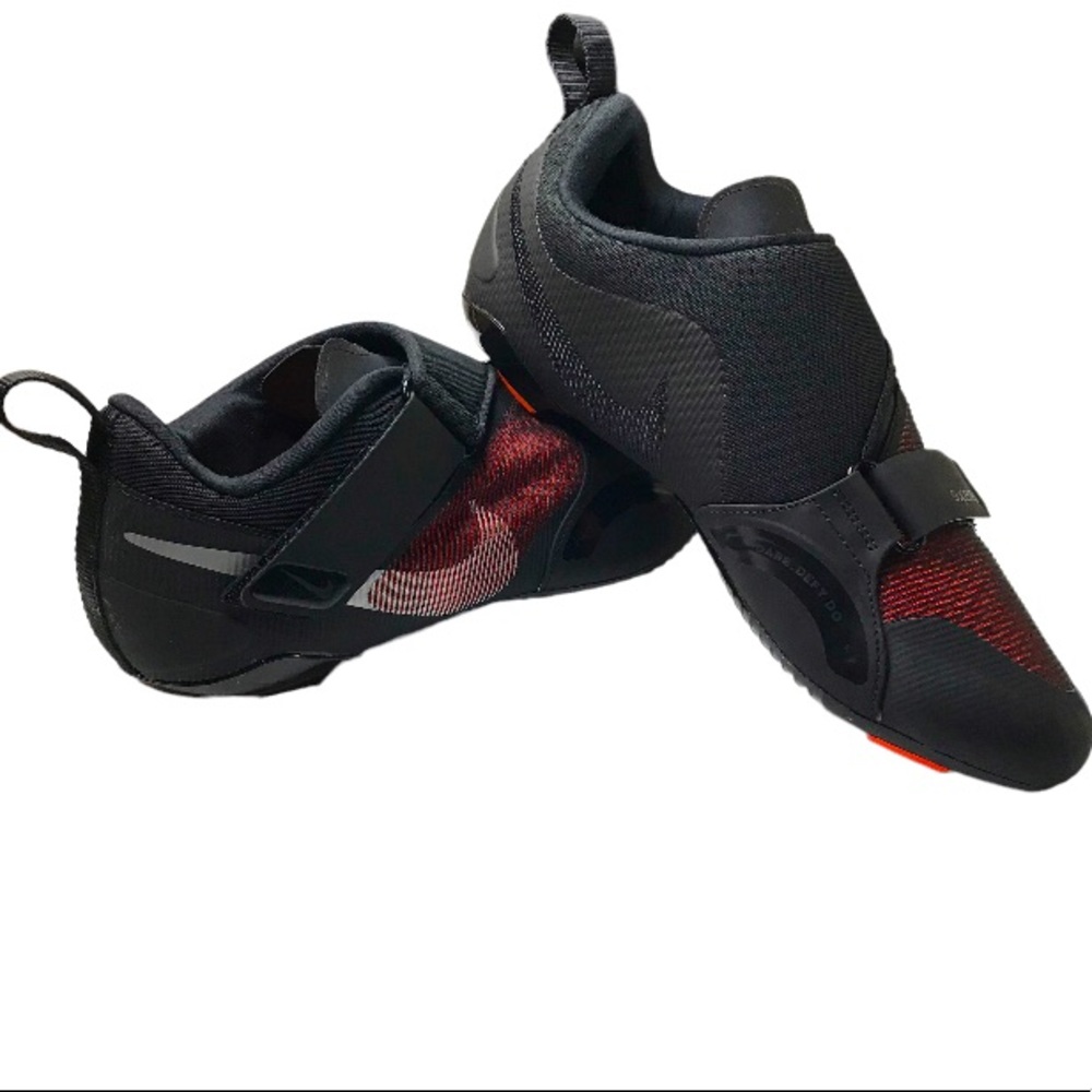 NIKE Superrep bicycling shoes. NWOT size 11